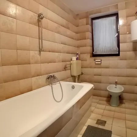 Διαμέρισμα With Parking Space Crveni Vrh, Umag - 27260 *
